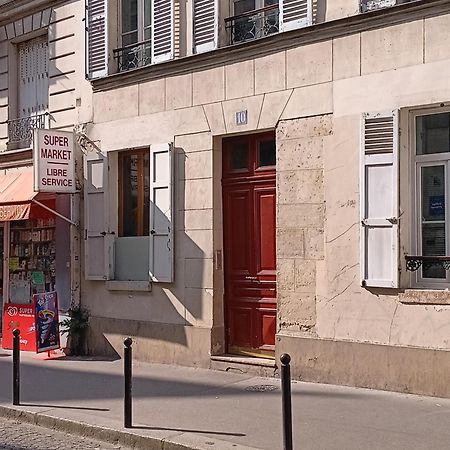 Apartmán Studio Au Pied De La Basilique Du Sacre Coeur Paříž Exteriér fotografie